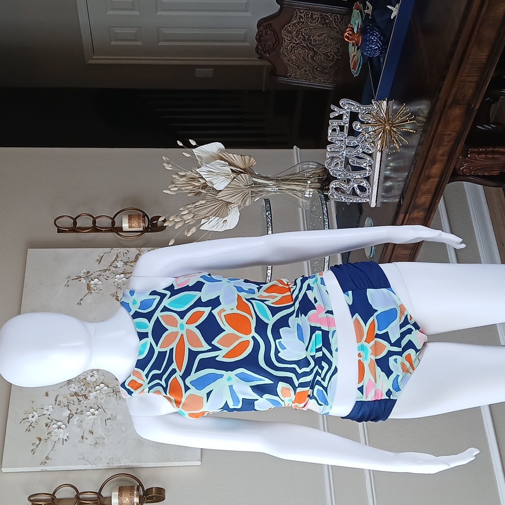 Women's Skechers Floral Patterned 2 Pc Tankini Set Swimwear. Size M - Picture 11 of 17